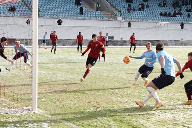 "Крылья Советов" в атаке