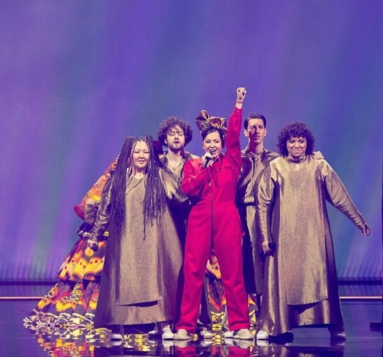 С каких океанских островов эти люди?