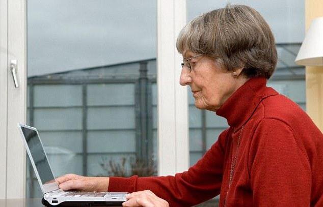 Компьютер может стать палочкой – выручалочкой на пенсии. Ссылка на фото https://goo.su/a31c.