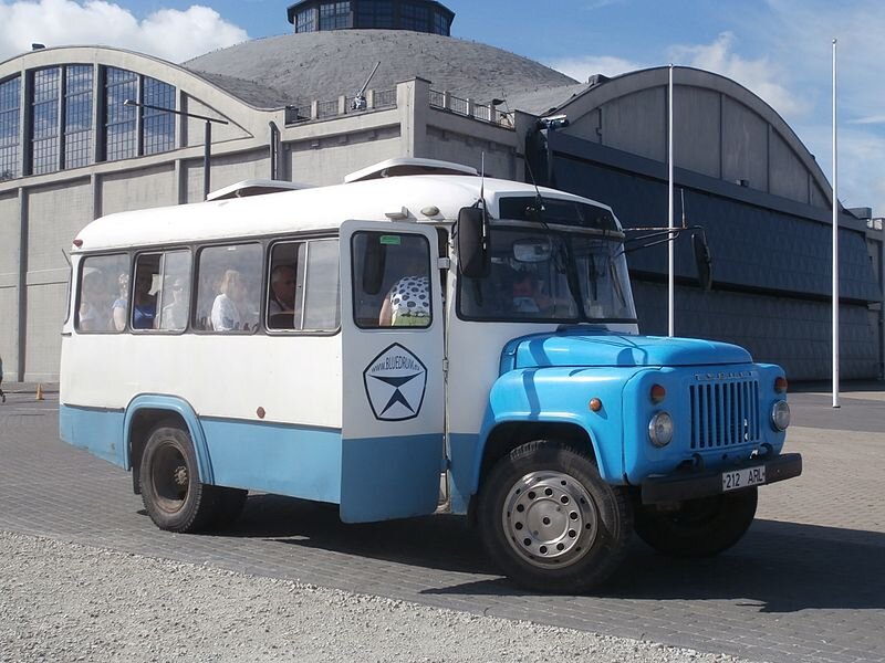 Автобус КАвЗ-685.