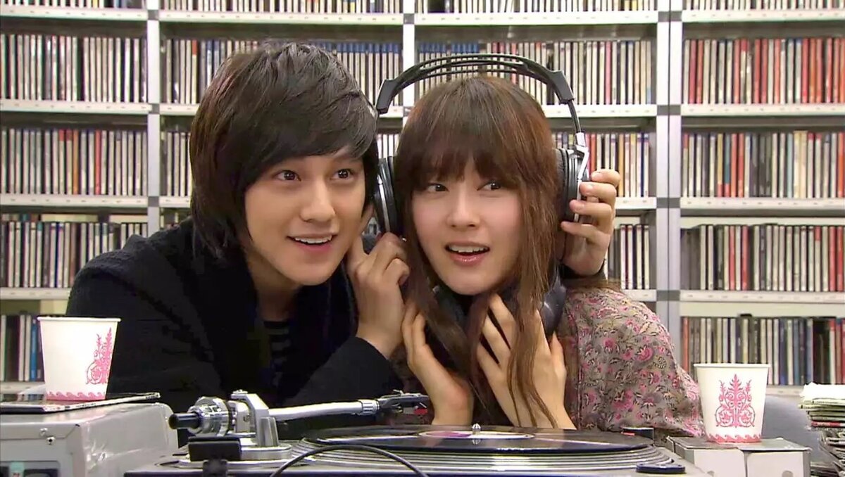 Кадр из дорамы «Город влюблённых»