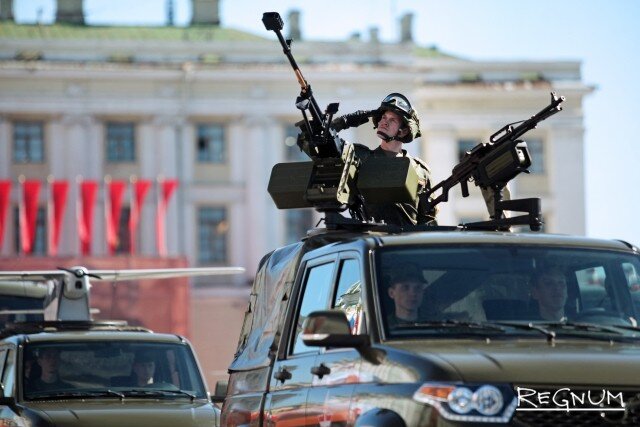    Боевые пикапы УАЗ с пулеметами и беспилотниками «Орлан» Дарья Драй © ИА REGNUM
