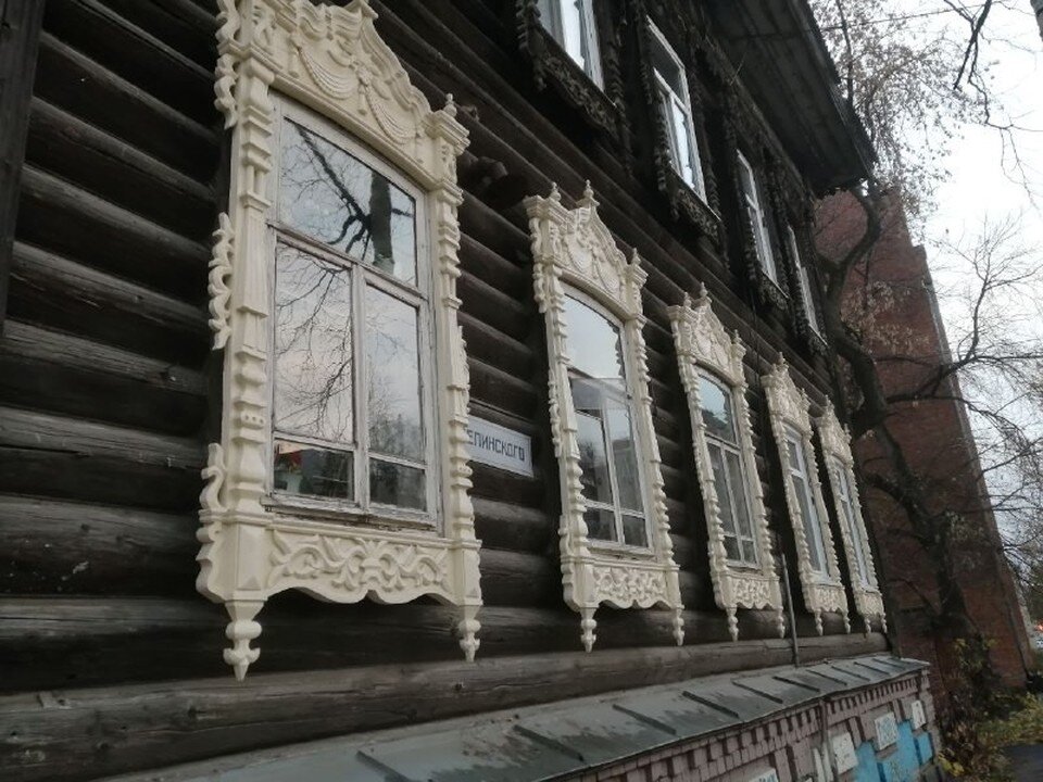     У дома на улице Никитина в Томске отреставрировали еще десять наличников.  Пресс-служба мэрии Томска