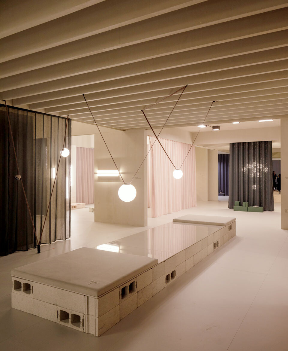 стенд Vibia