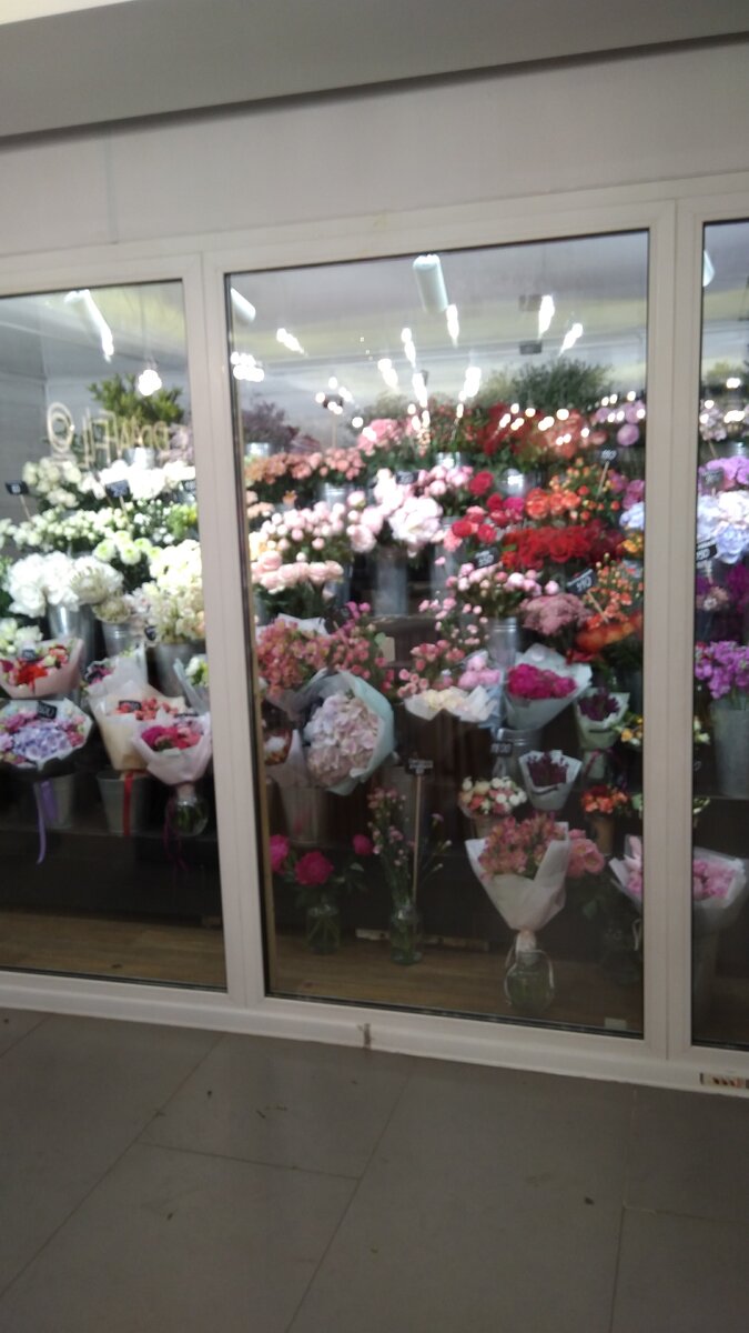 Хотя это и ОЧЕНЬ плохая витрина