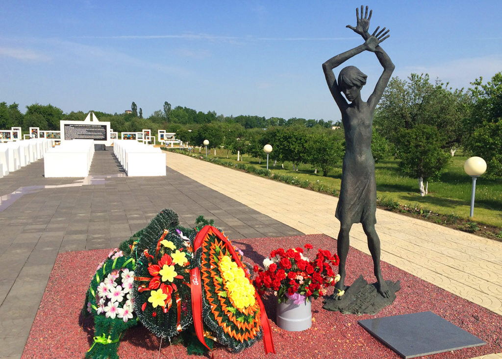 Усадебно-парковый комплекс Гатовских-Козелл-Поклевских (памятник архитектуры 19-20в века)