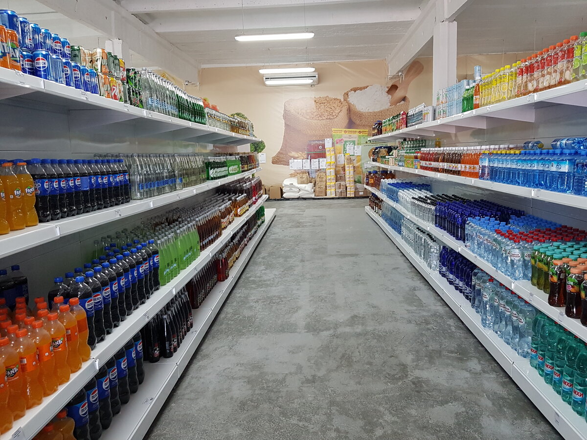 Целый ряд с напитками