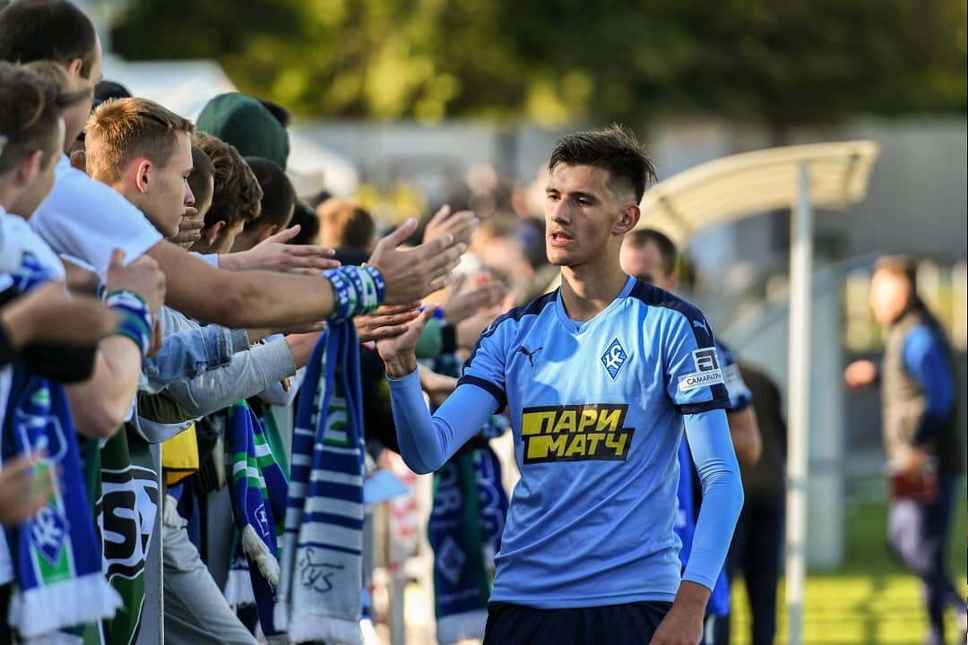 Уже экс-защитник самарских "Крыльев Советов" Никита Котин