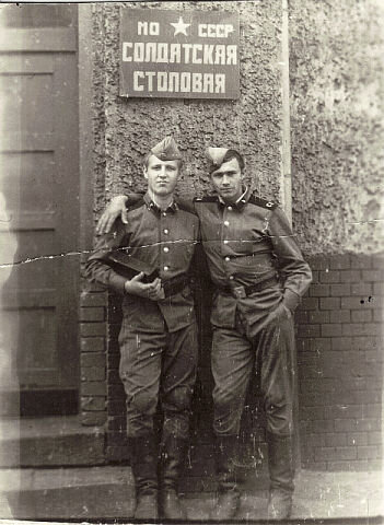 Солдатская столовая!