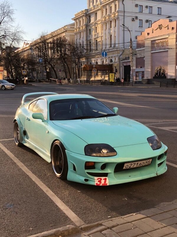 Toyota Supra (A80)