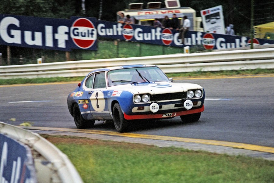 Hans-Joachim Stuck/Jochen Mass за рулем Capri RS 2600 на своем пути к победе в 24 часах Спа 1972 года. Credit: Ford.