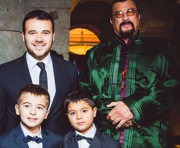 Стивен Сигал и Эмин Агаларов с детьми