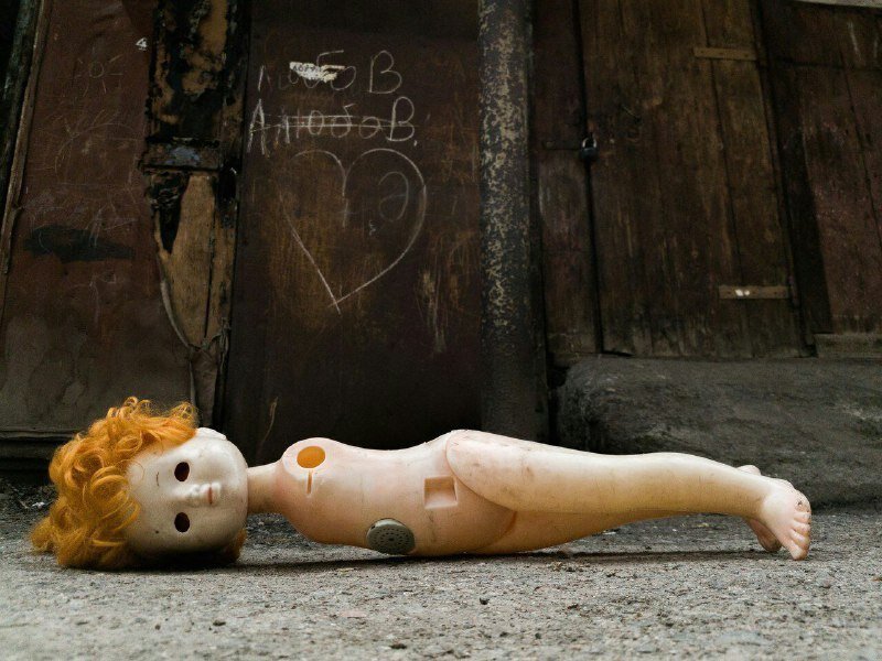 Избегайте тех, кто старается подорвать вашу веру в себя. Великий человек, наоборот, внушает чувство, что вы можете стать великим.