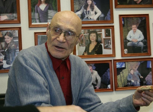 Женился на молодой актрисе и сделал её счастливой. Каким был в молодости Юрий Шерстнев и как выглядит его сын3
