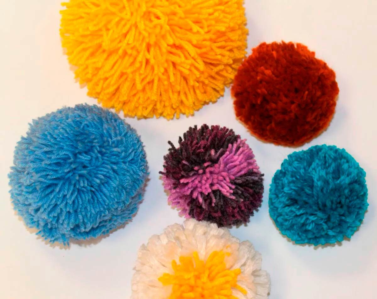 КАК СДЕЛАТЬ ПОМПОН НА POM POM MAKER | красивые помпоны из ниток пряжи на шапку | способ пятый