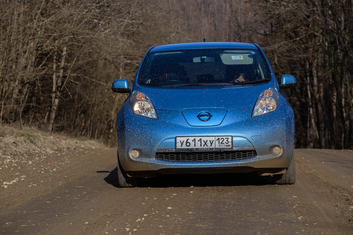 Nissan электромобиль Leaf гибрид