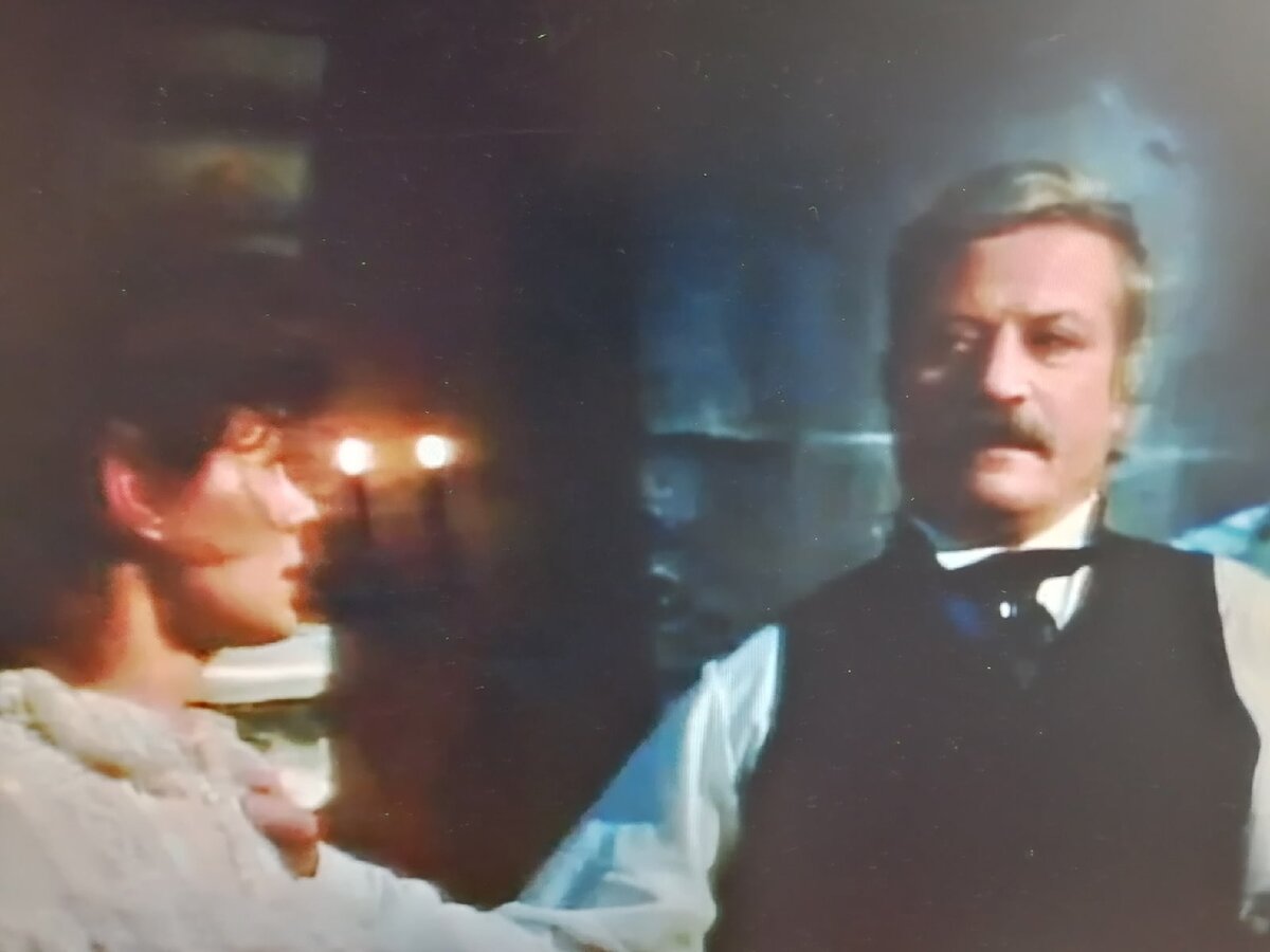 Кадр из фильма "Падение дома Ашеров" (1989)