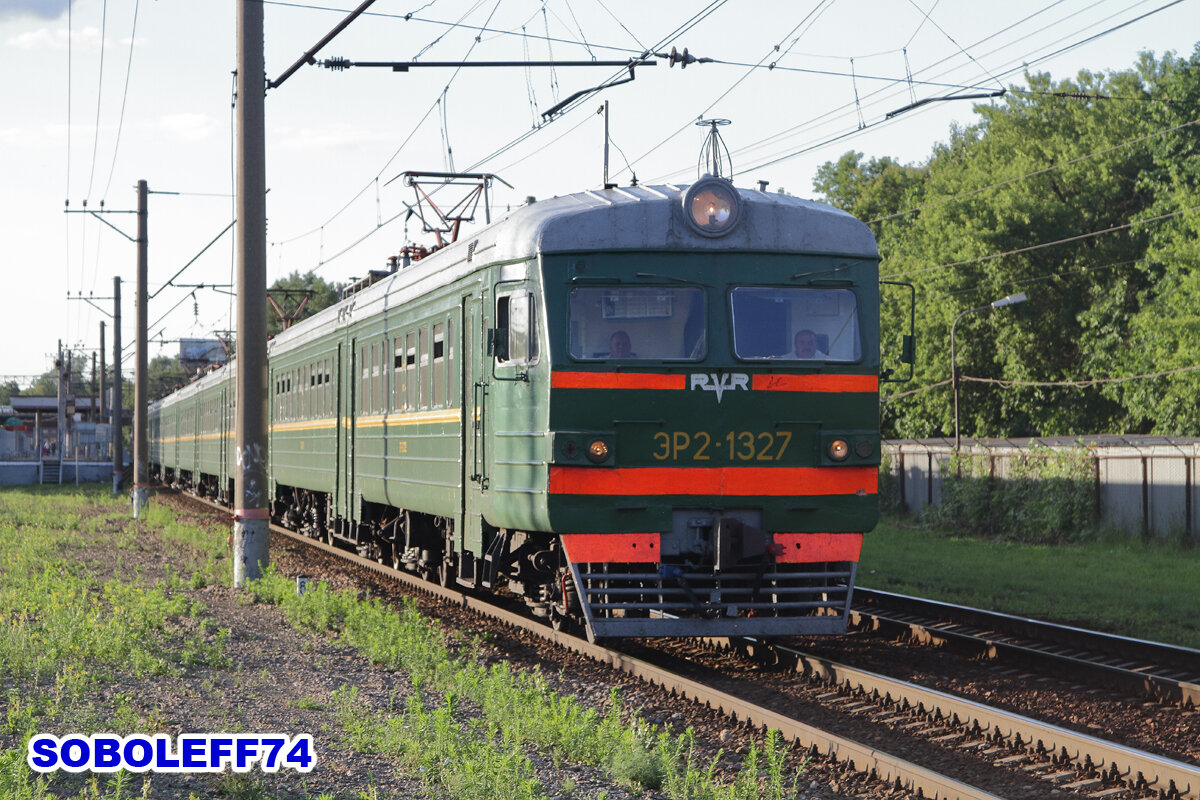 Электропоезд ЭР2-1327. Перегон Москва-Товарная-Курская - Люблино Московской железной дороги