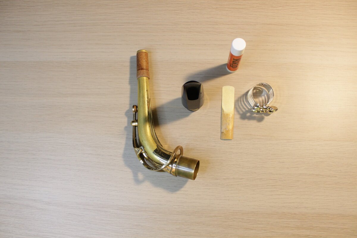 Как чистить саксофон: правильный уход за инструментом