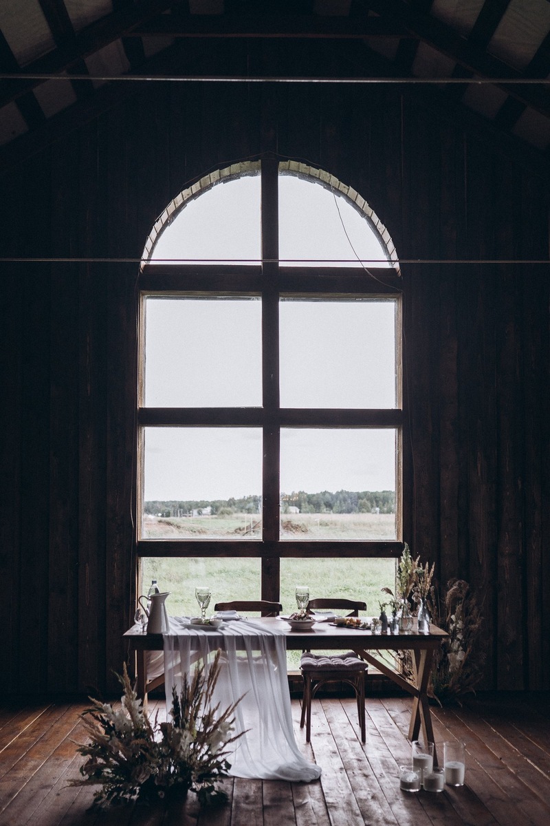 (например, в Ambar the Farm было такое окно, которое само по себе самостоятельная зона для регистрации)