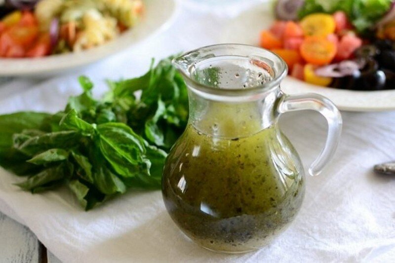 Греческий салат с соевым соусом