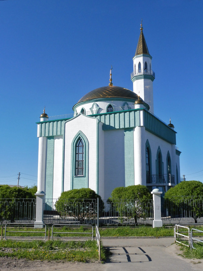 Все фото взяты с сайта мечети