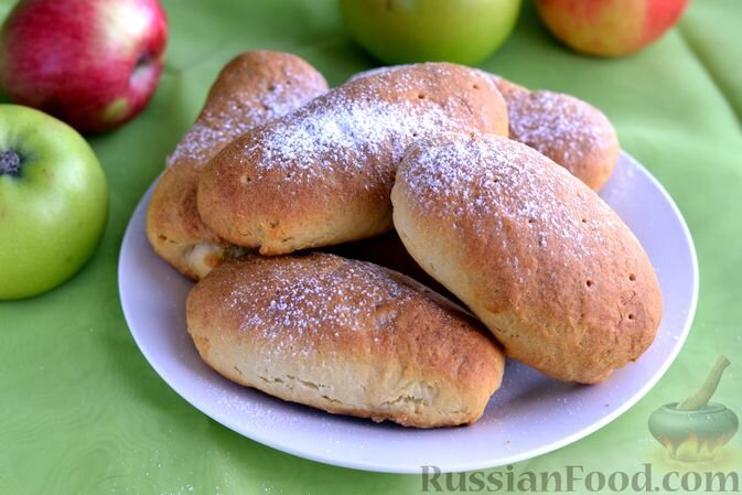 Яблоки в сахарной пудре