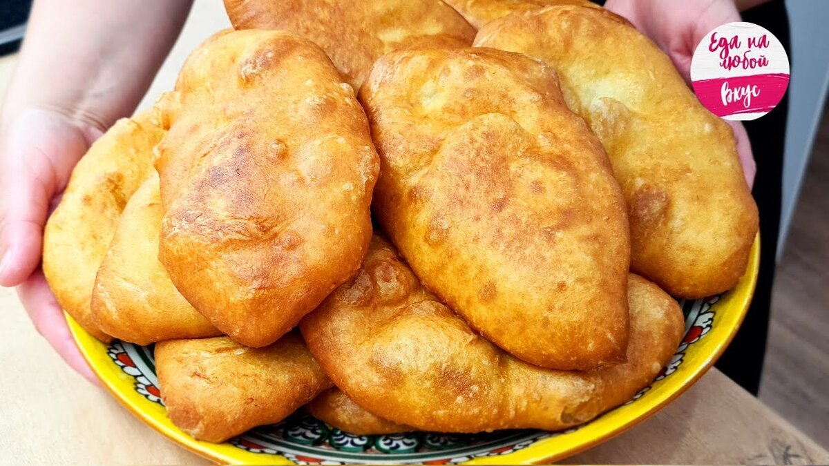 По фото и не скажешь, что пирожки совсем без дрожжей! Настолько они красивые и пышные...