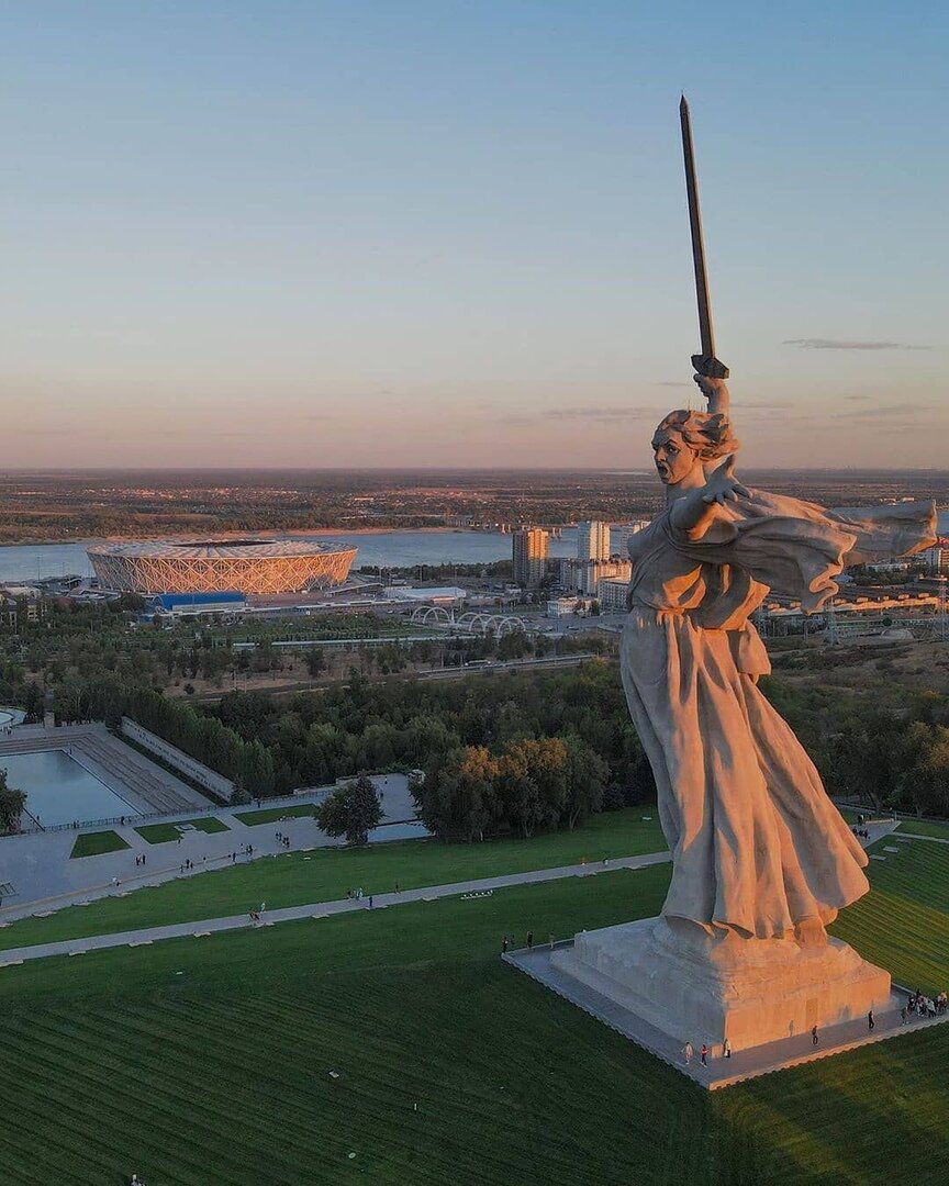 Памятник Родина-мать на Мамаевом Кургане