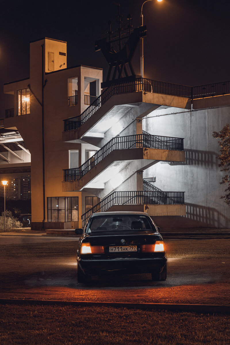 BMW E34 ночная фотосессия. Моя фоторабота. | SvarogovMSK Фотограф | Дзен