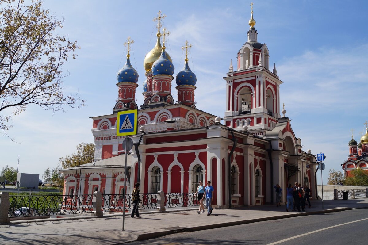 церкви на улицах москвы