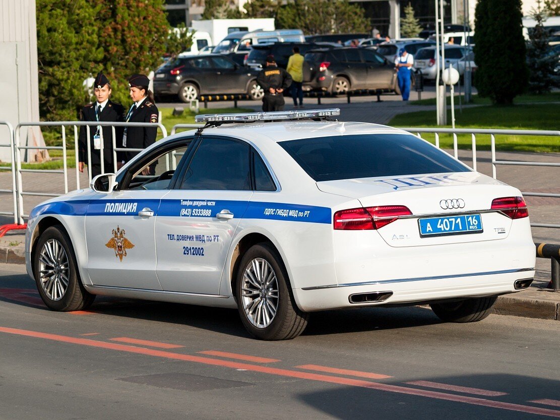 Топ-10 самых выдающихся автомобилей российской полиции. | SheltonGot | Дзен