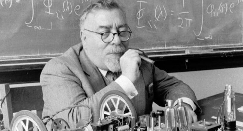 Норберт Винер