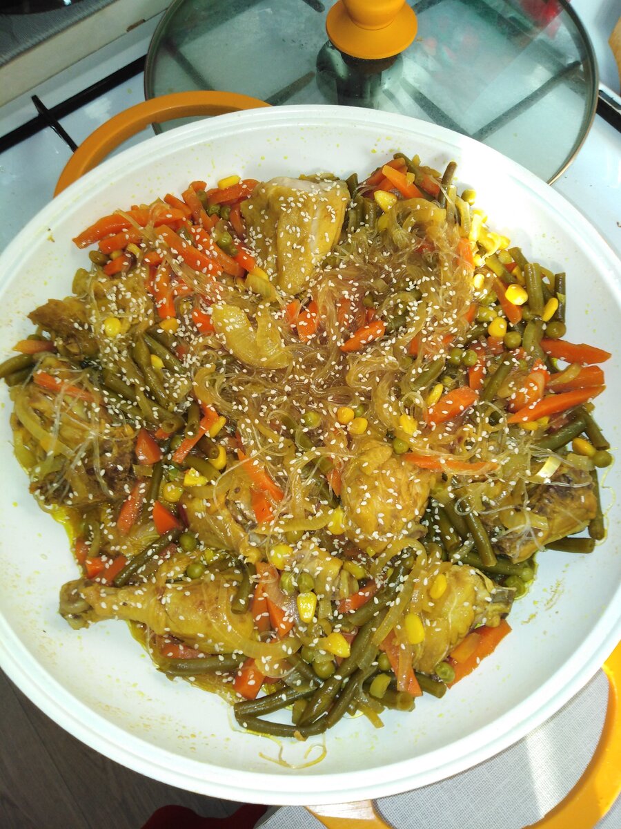 Фунчоза с курицей и овощами! Готовое блюдо! 