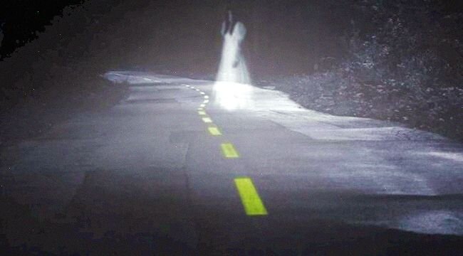 Призрак на дороге