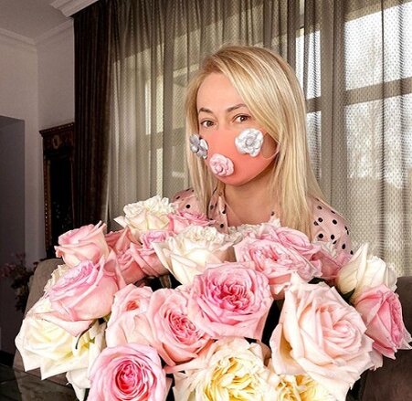 Фото взято со страницы в социальных сетях Яны Рудковской (открытый доступ)