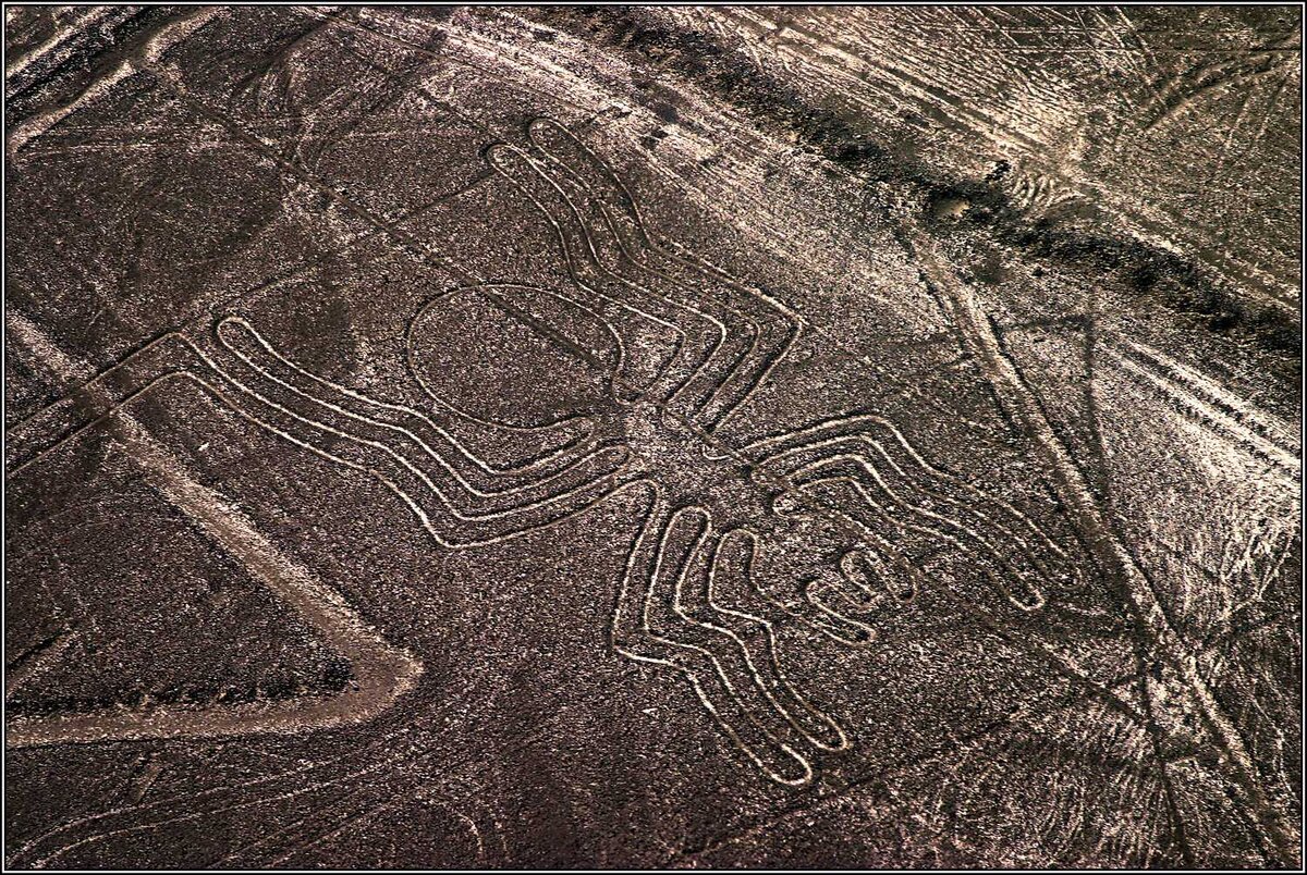 Таинственные рисунки в окрестностях Перу