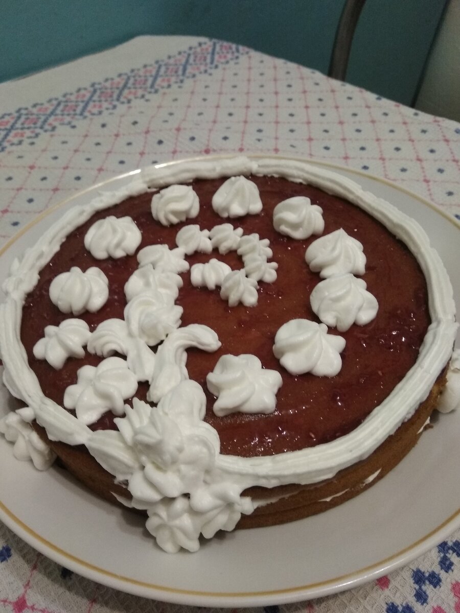 №2. Торт из готовых коржей. 