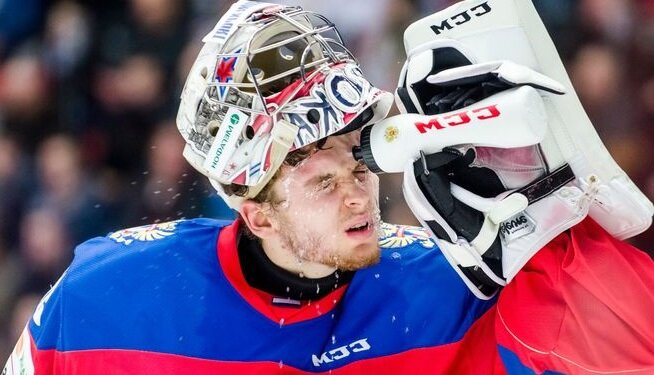 Илья Сорокин в майке сборной России. / Фото: Люк Филиппец