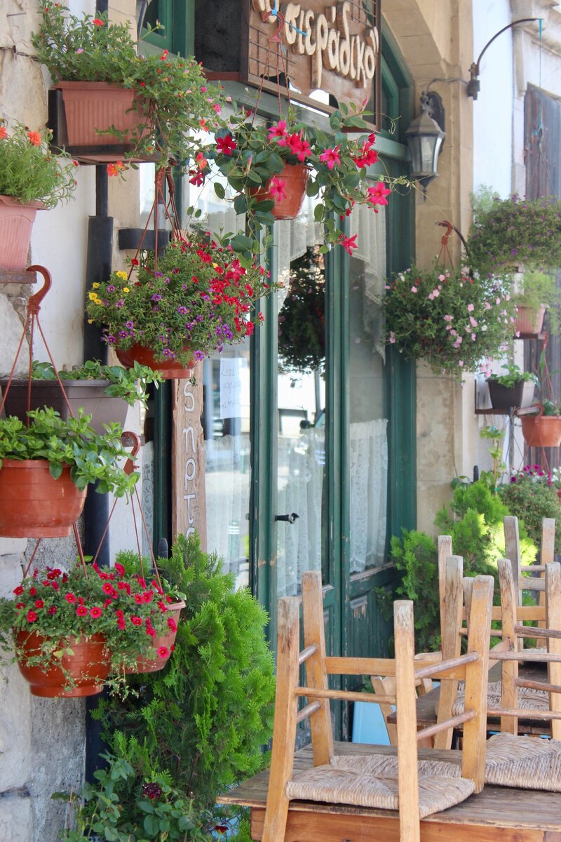 Улицы Ларнаки.