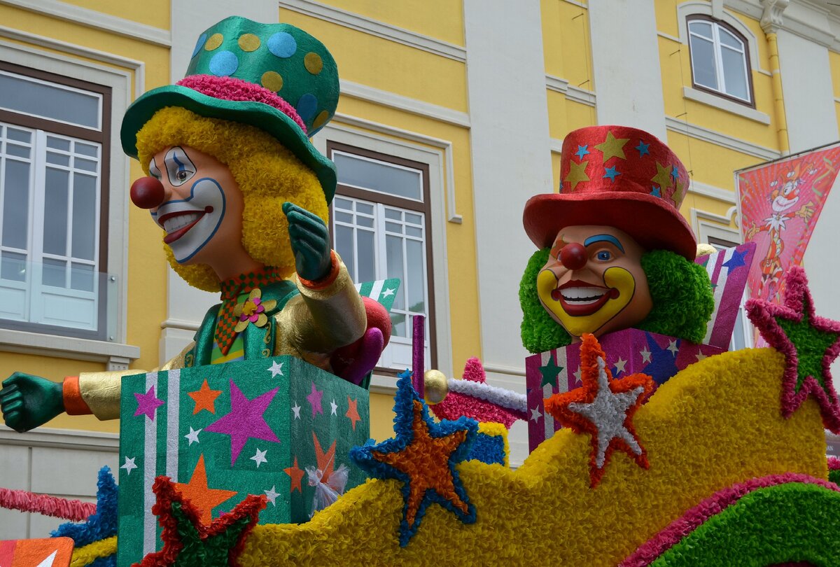 Карнавал в португалии