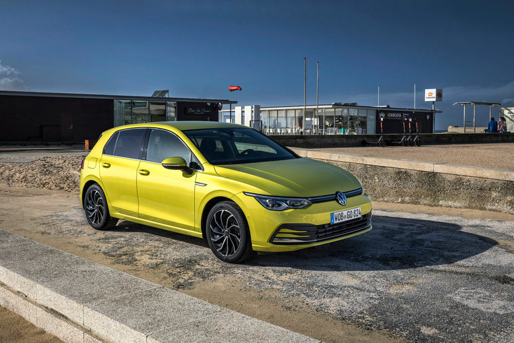 Volkswagen Golf восьмого поколения(фото из интернета)