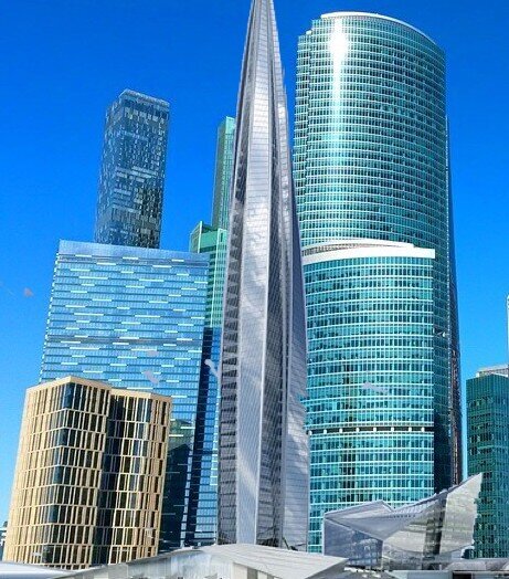 Колаш Москва-сити и Лахта-центр на одном рисунке