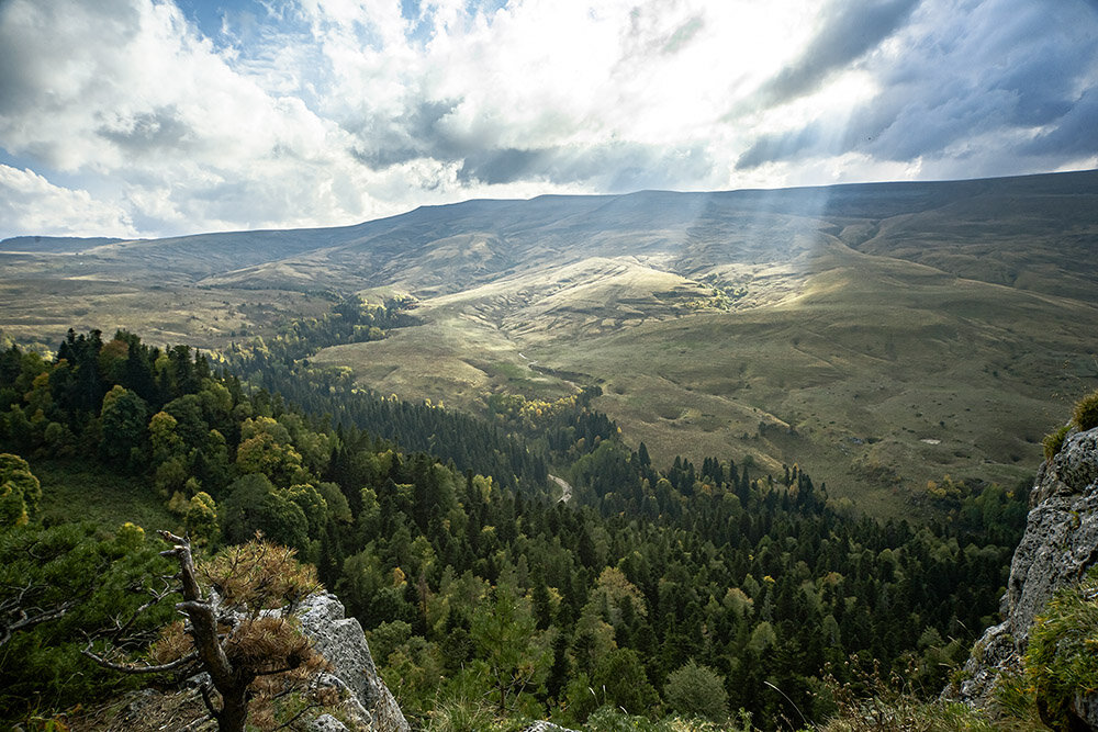 Лаго Наки через горы к морю