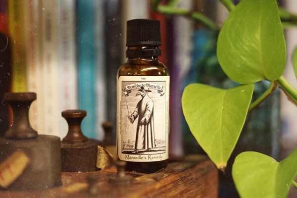 14 способов применения эфирного масла чайного дерева