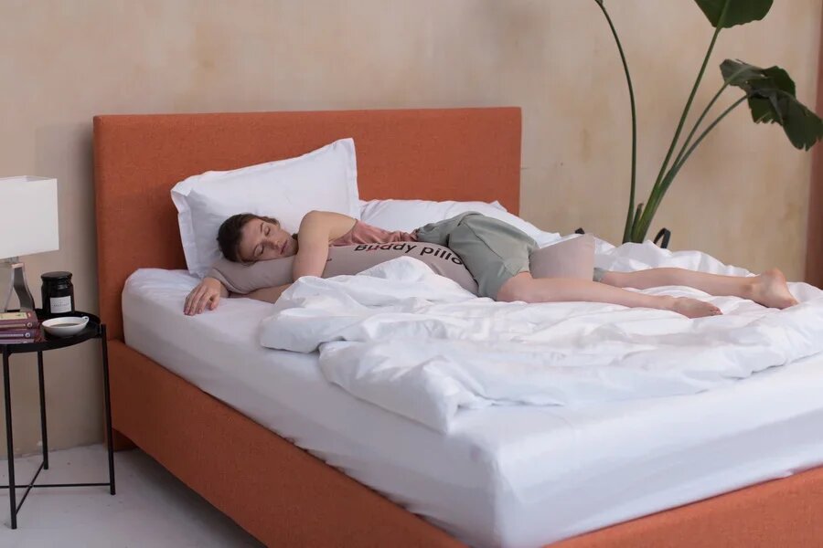 лёгкий фильм расслабит и поможет уснуть