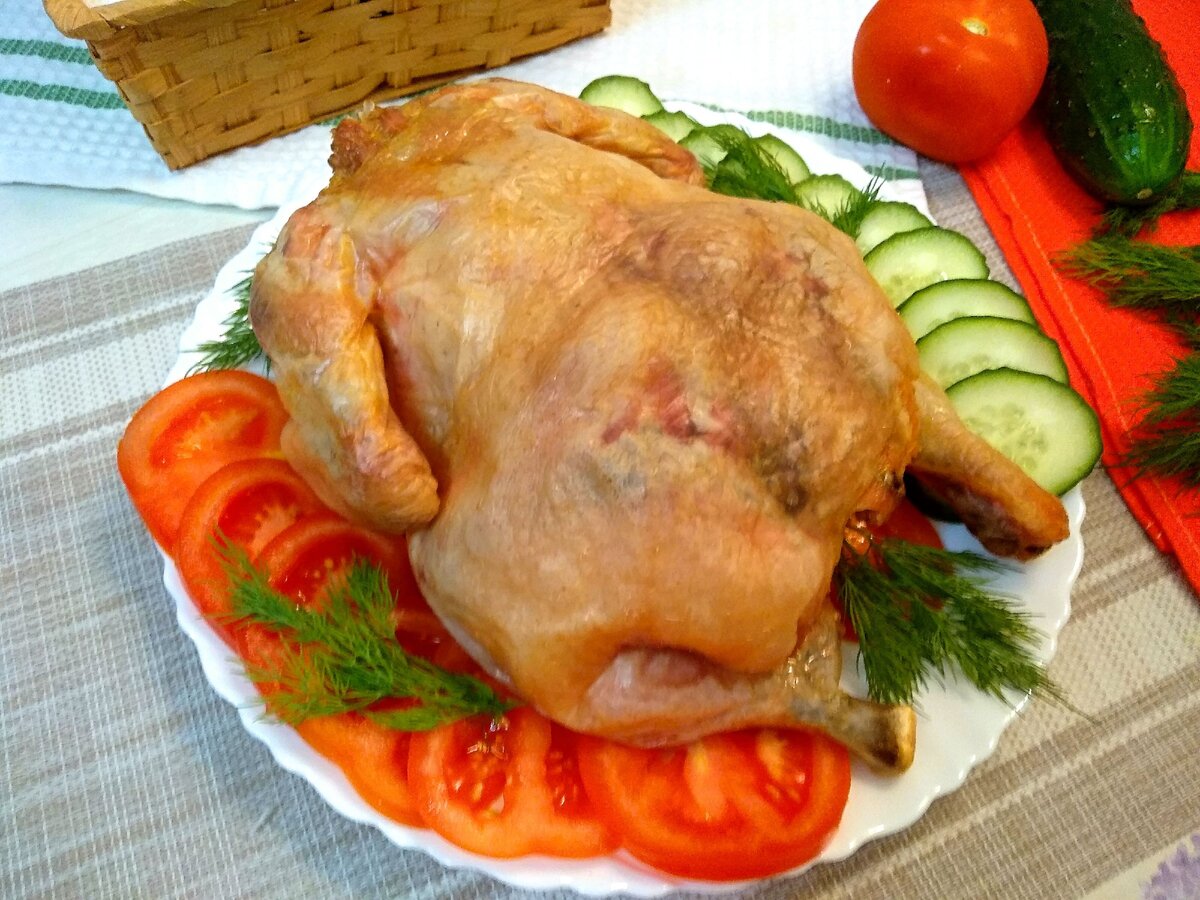 Простой способ приготовления курицы в духовке. Курица с лимоном в духовке. Курица Юля. Как приготовить курицу на соли в духовке.
