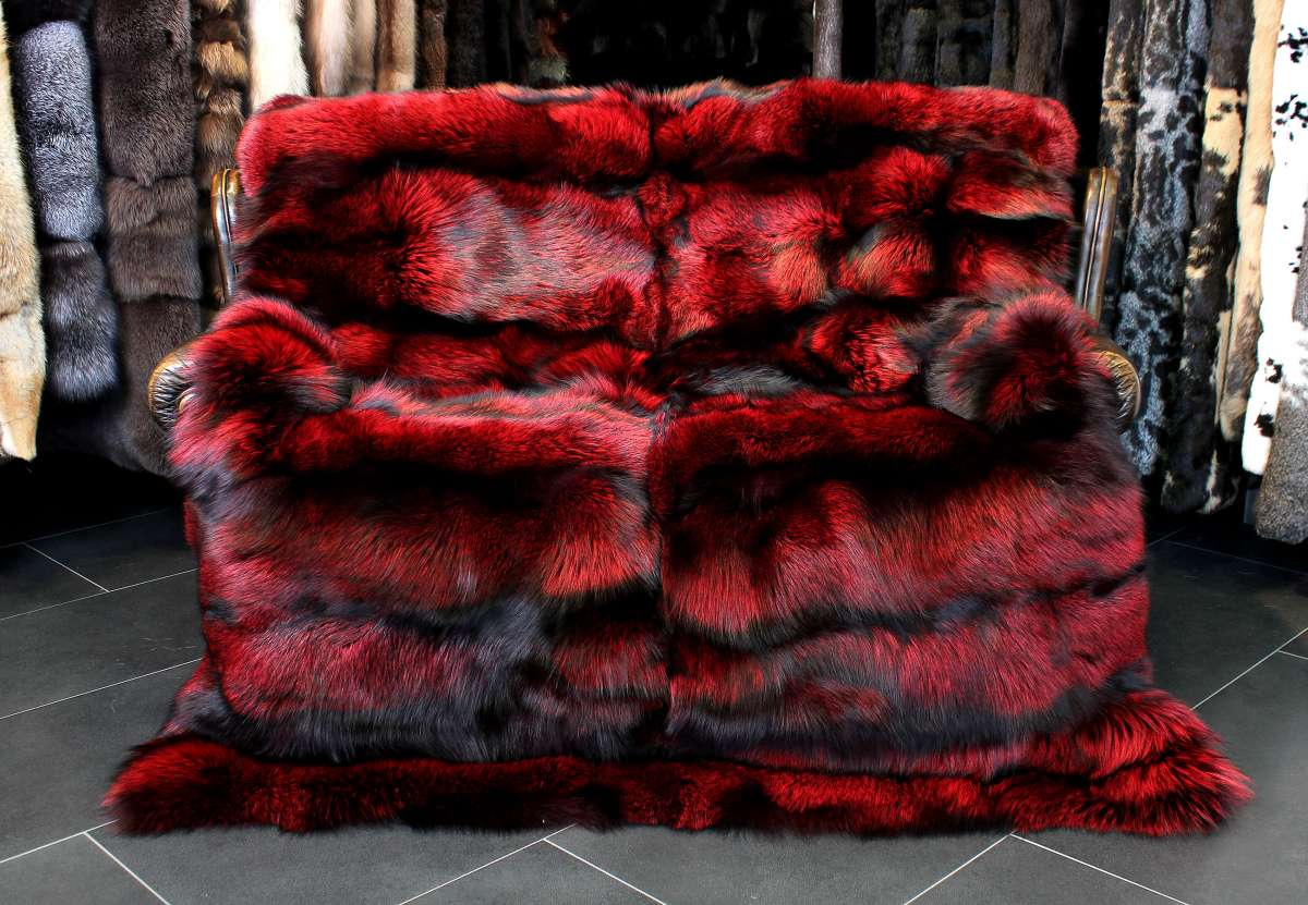 Fur red