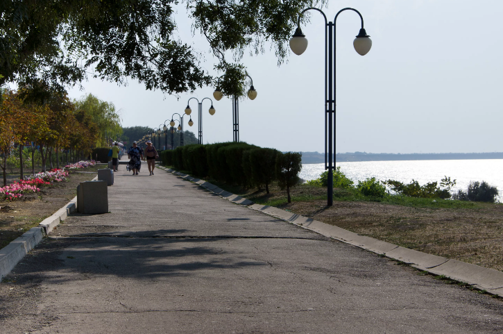 Улица Шмидта, сторона в Ейске. Источник изображений: Яндекс. Картинки
