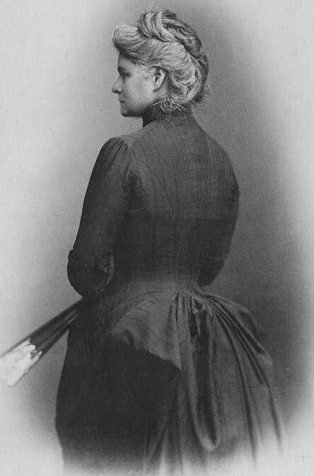My sister helen. Хелена Баварская. Принцесса Нене Баварская. Принцесса Сисси Хелена. Хелена Баварская фото.